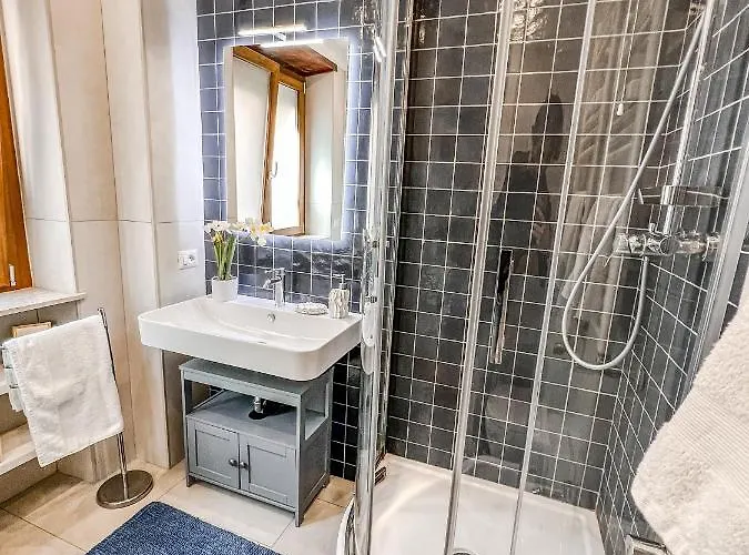 Casa 3 Santi, Your Contemporary In Apartament *